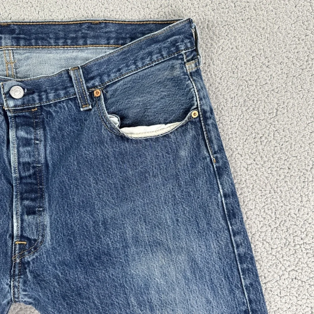 Levi's 501 Button Fly Jeans Men 40x30 Blue Straight Medium Wash Cowboy Preppy‎
